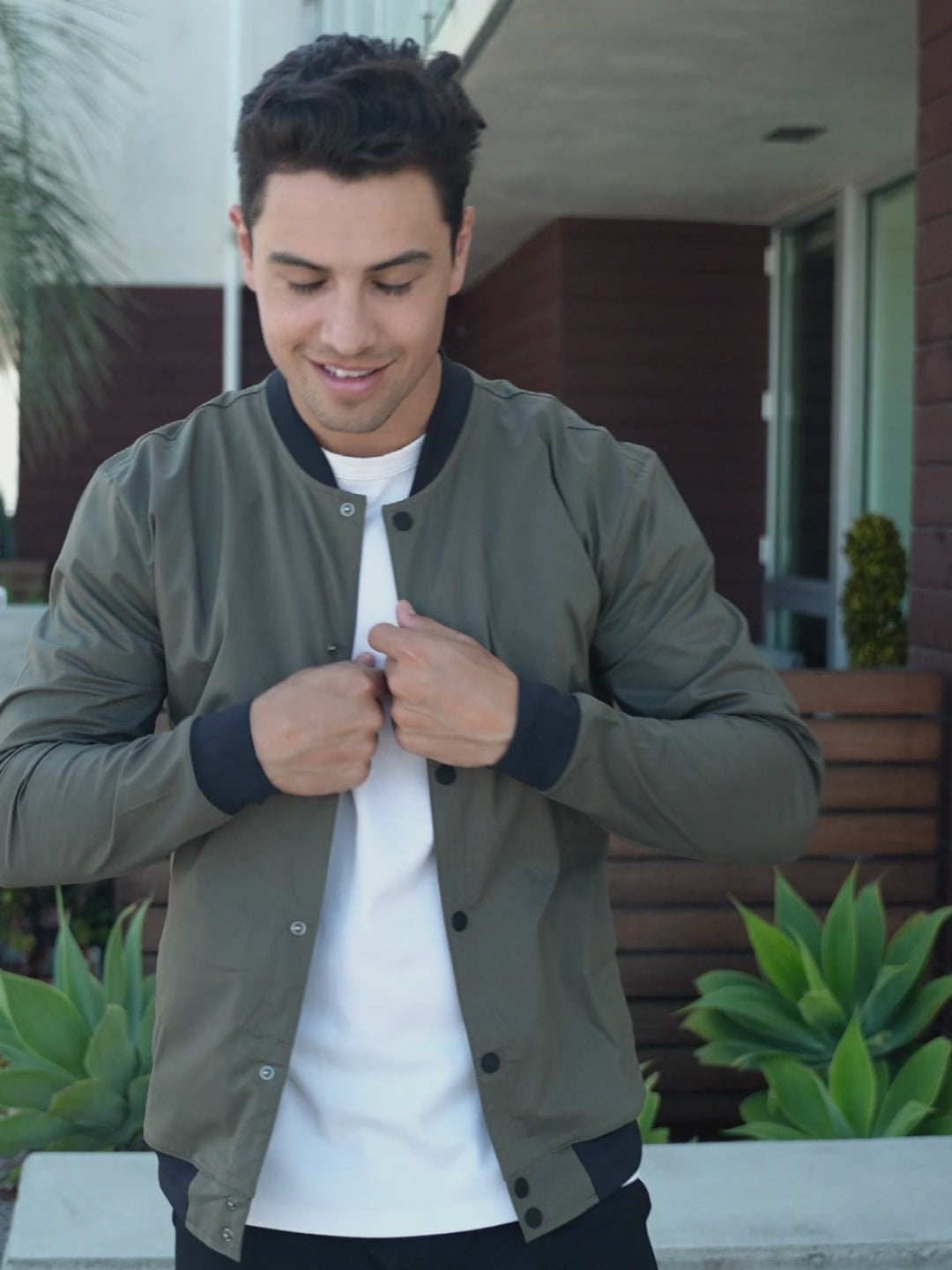 Men's lightweight bomber jacket with snaps, dark heather